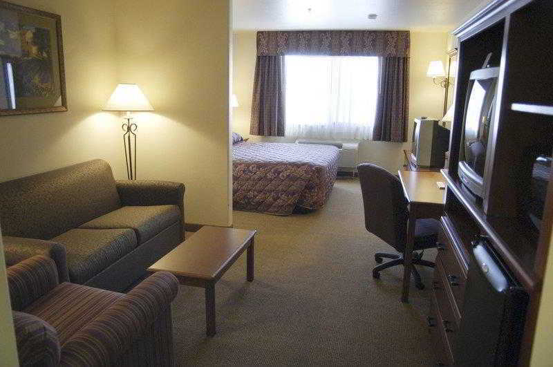 Best Western Territorial Inn And Suites Bloomfield Номер фото