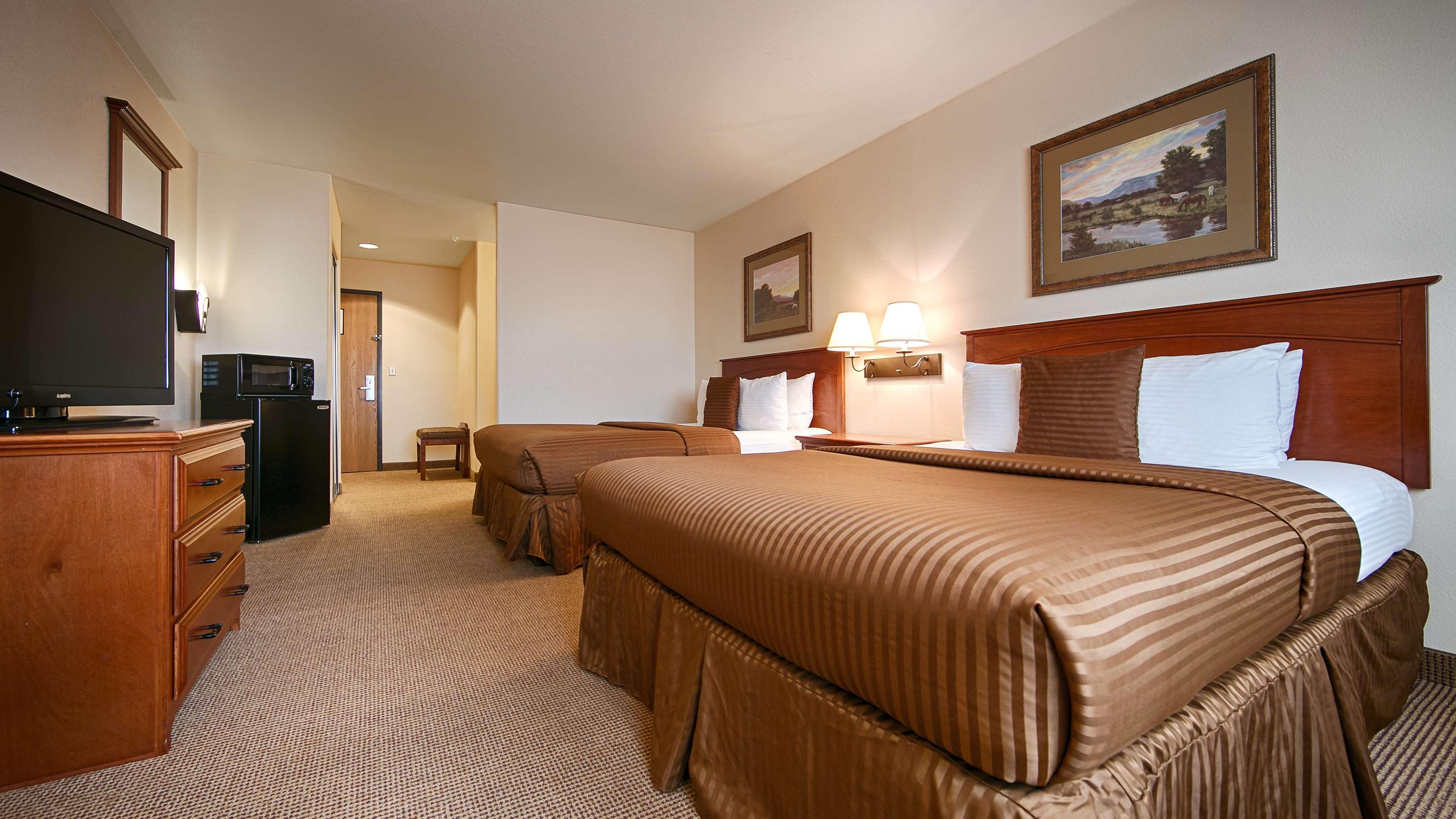 Best Western Territorial Inn And Suites Bloomfield Экстерьер фото