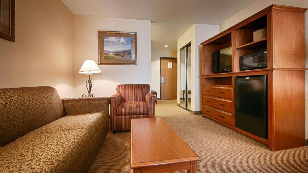 Best Western Territorial Inn And Suites Bloomfield Экстерьер фото