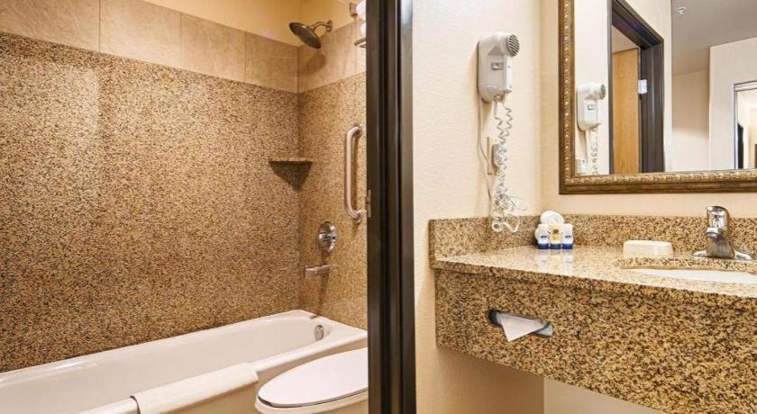 Best Western Territorial Inn And Suites Bloomfield Экстерьер фото